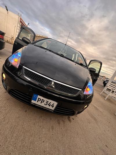 Mitsubishi Colt — 2