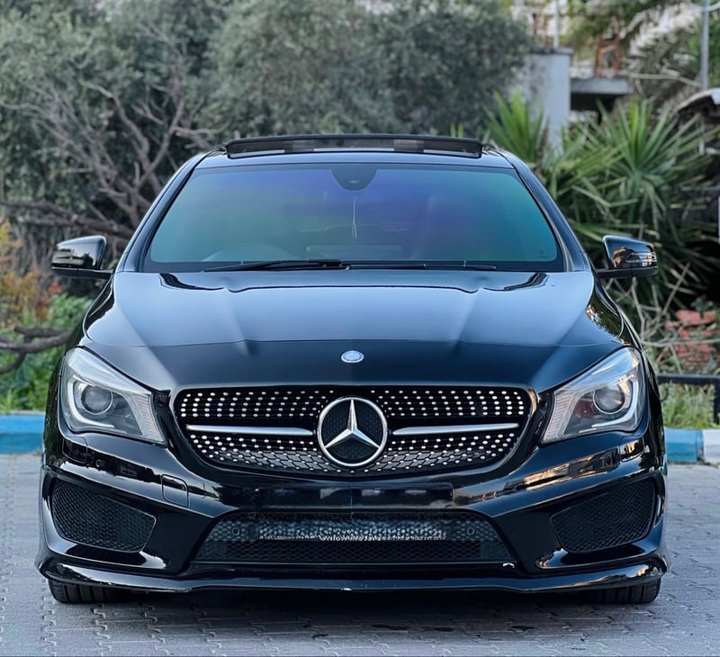Mercedes-Benz CLA 180 — 2