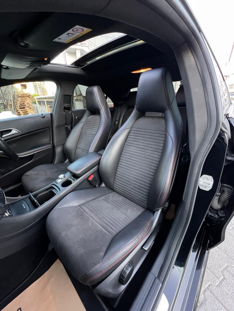Mercedes-Benz CLA 180 — 4