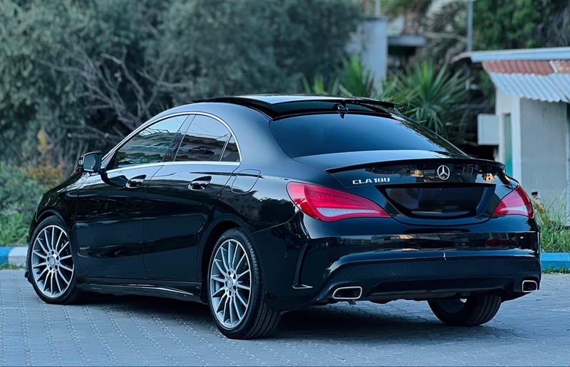 Mercedes-Benz CLA 180 — 5