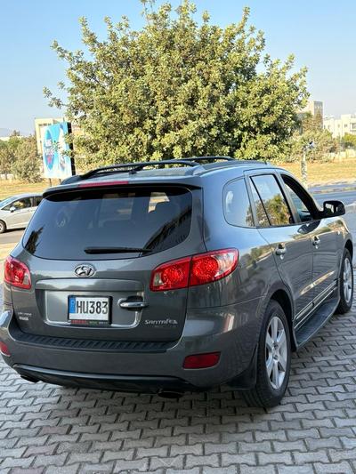 Hyundai Santa Fe — 3