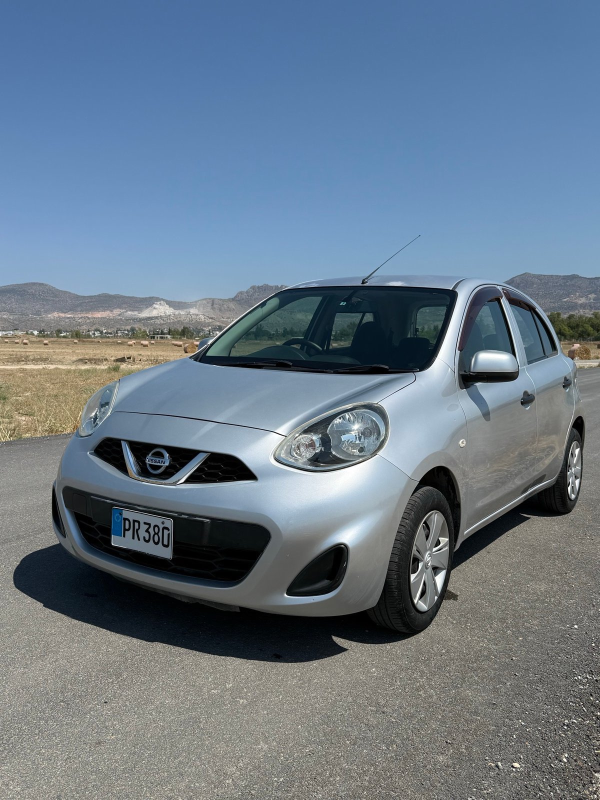 2014 Nissan March