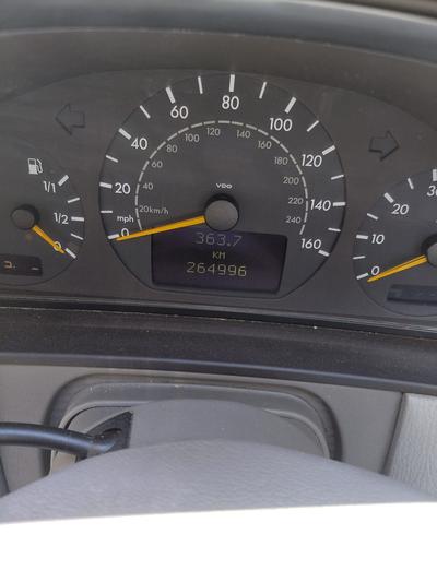 Mercedes-Benz E 200 — 6