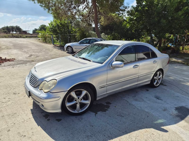 Mercedes-Benz C 220 — 3