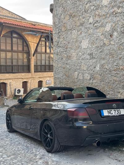 BMW 320i Cabrio — 2