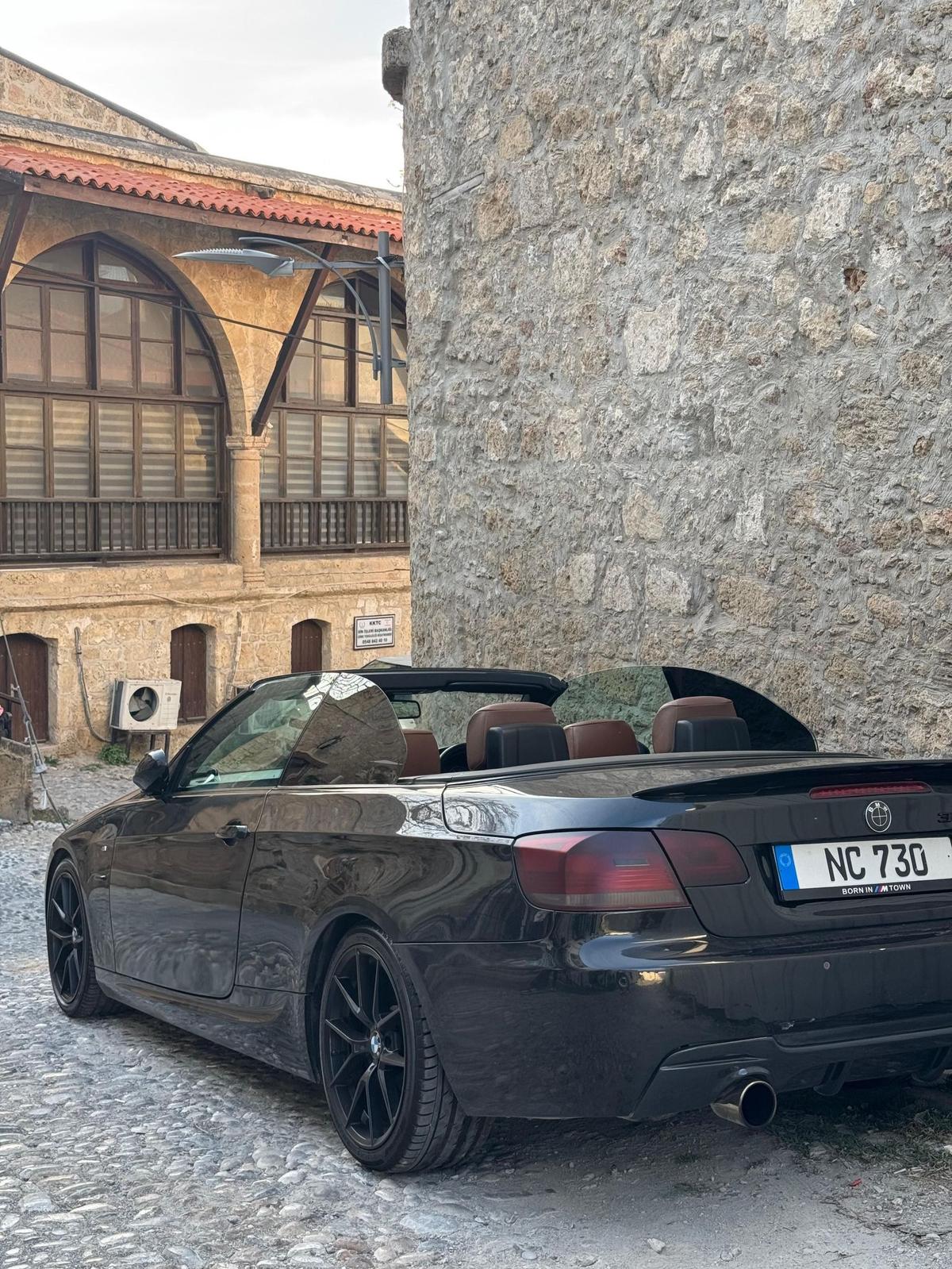2007 BMW 320i Cabrio 2