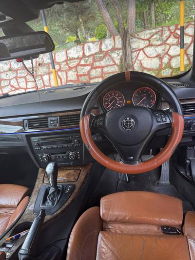 BMW 320i Cabrio — 9