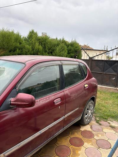 Daihatsu Storia — 6