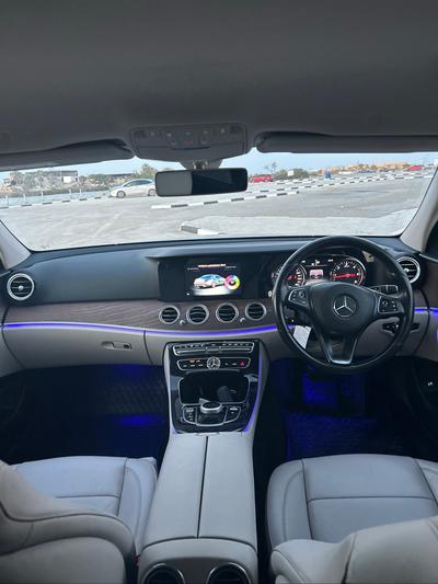 Mercedes-Benz E 220d — 10