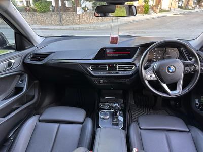 BMW 218i — 6