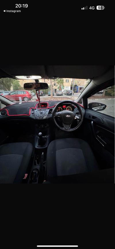 Ford Fiesta — 5