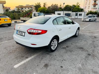 Renault Fluence — 1