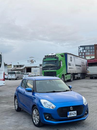 Suzuki Swift — 4