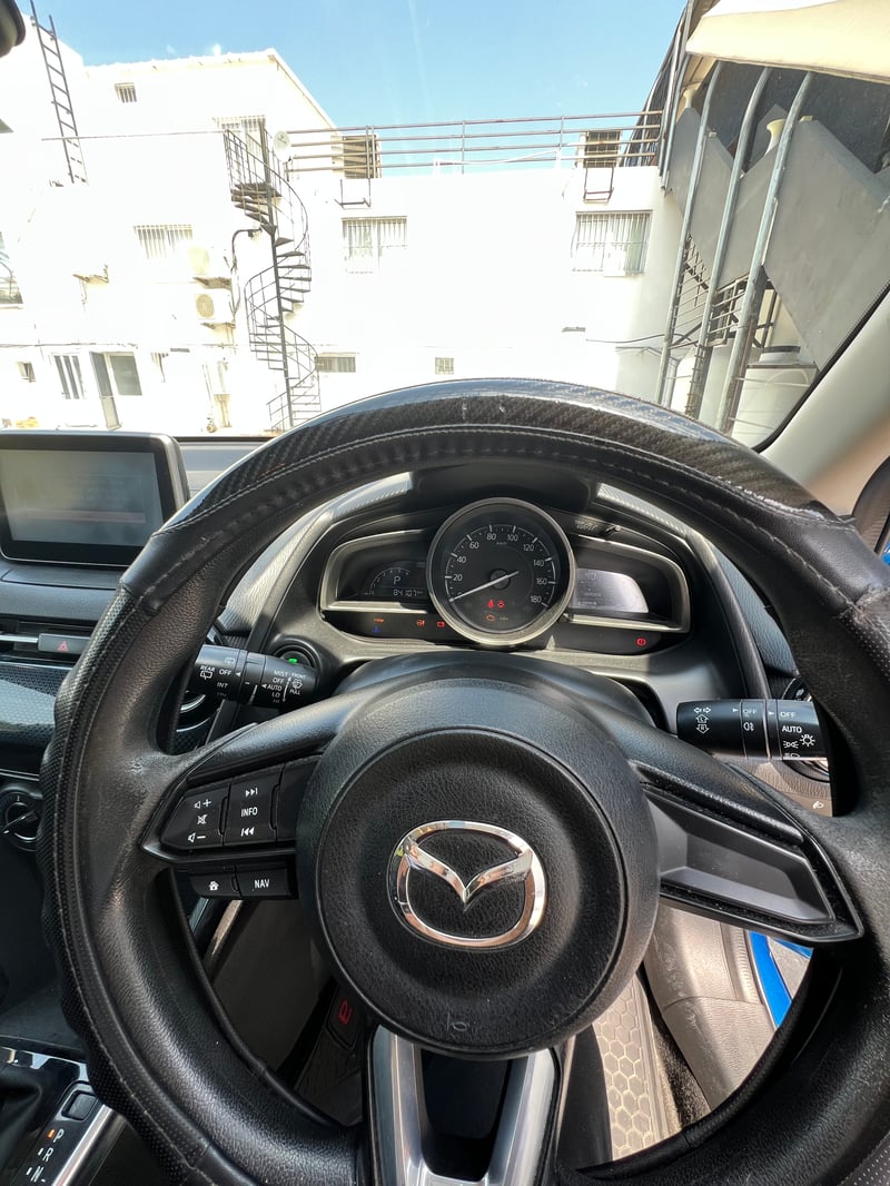 Mazda Demio — 7