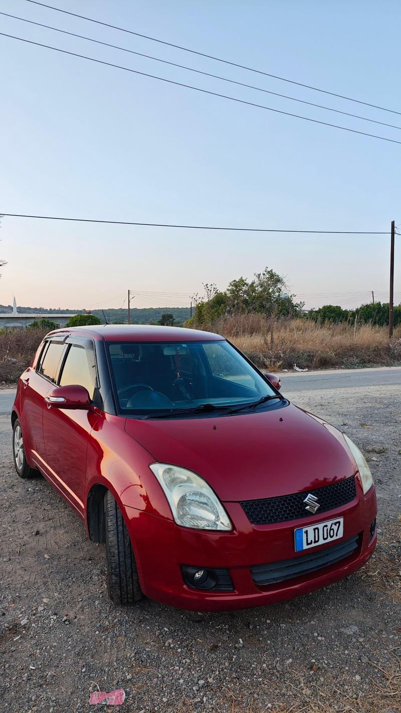 Suzuki Swift — 1/5