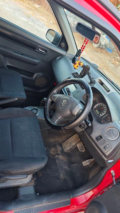 Suzuki Swift — 5
