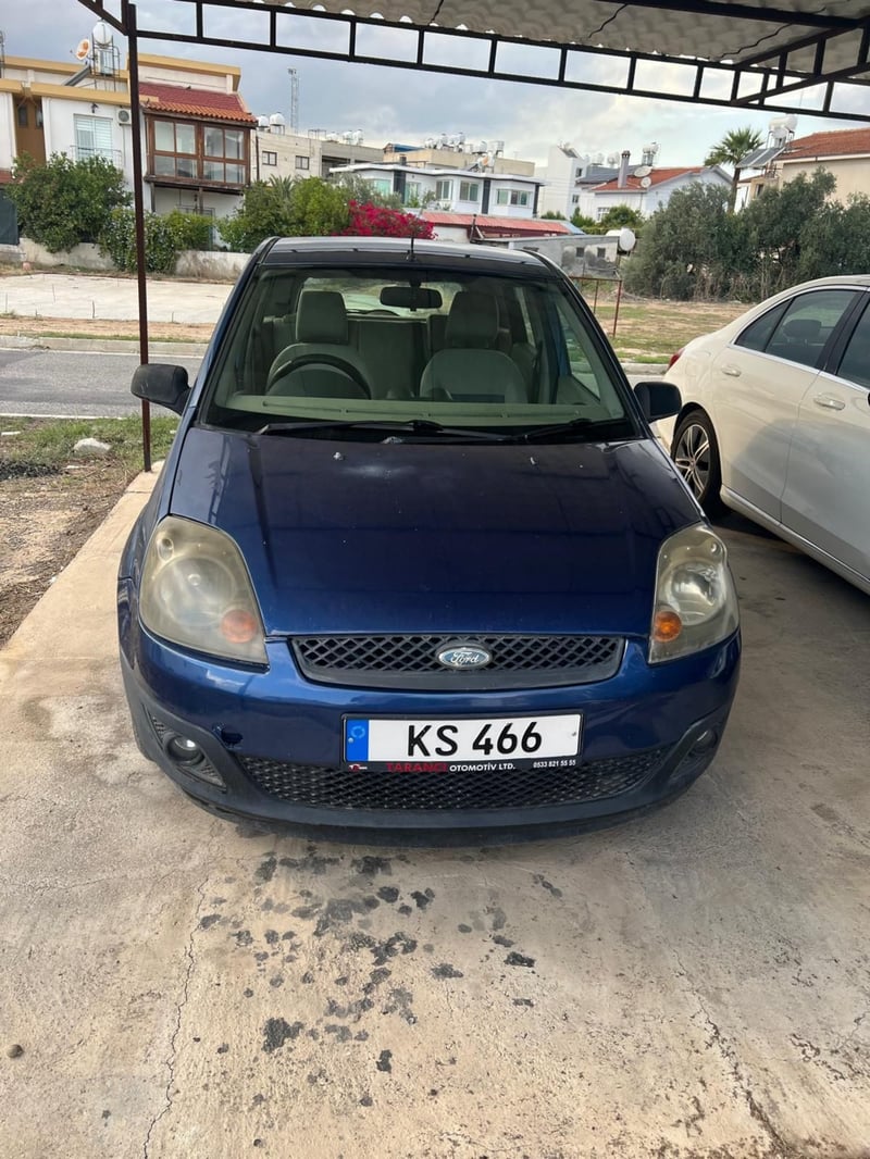 Ford Fiesta — 1
