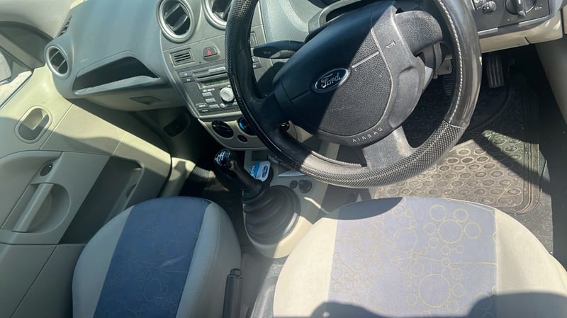 Ford Fiesta — 6