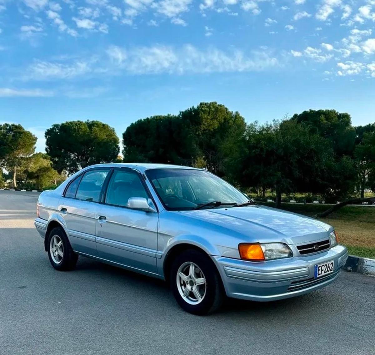 1999 Toyota Corsa 4