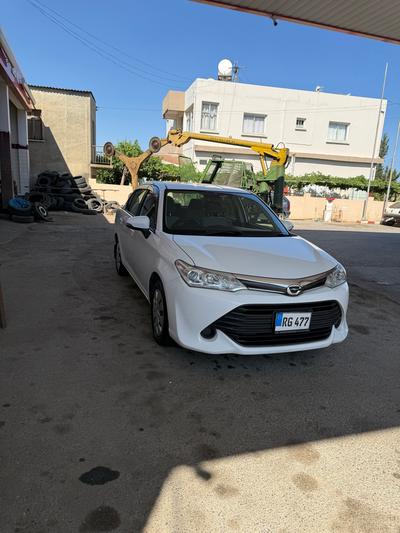 Toyota Corolla Axio — 1