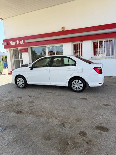 Toyota Corolla Axio — 2