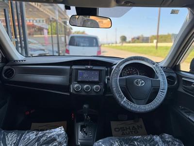 Toyota Corolla Axio — 5