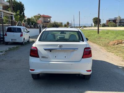 Toyota Corolla Axio — 9