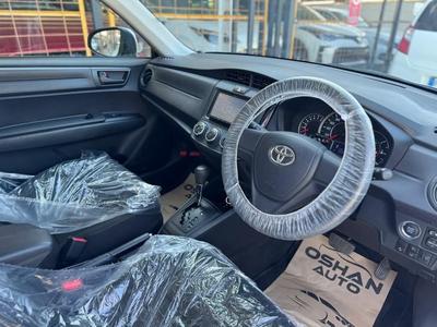 Toyota Corolla Axio — 10