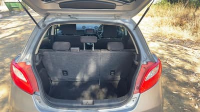 Mazda Demio — 10