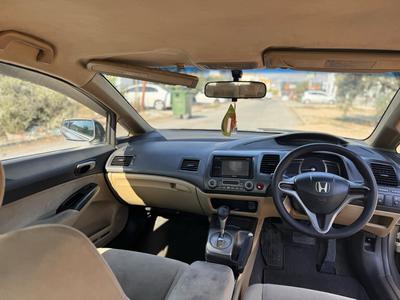 Honda Civic — 6