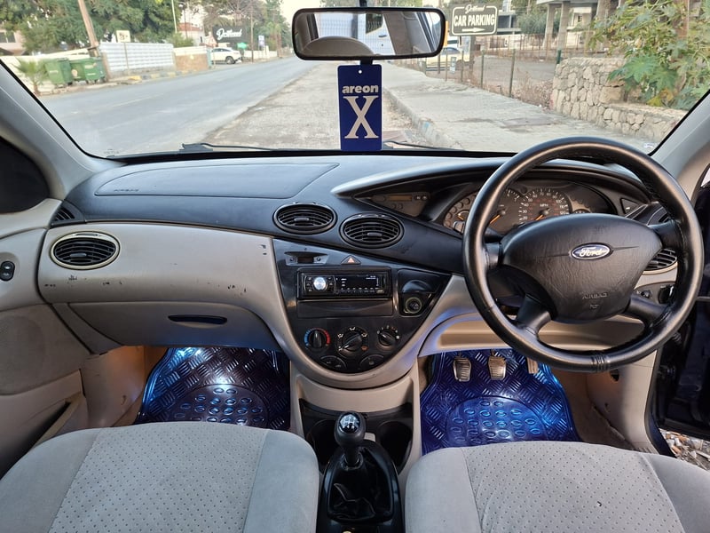 Ford Focus — 5