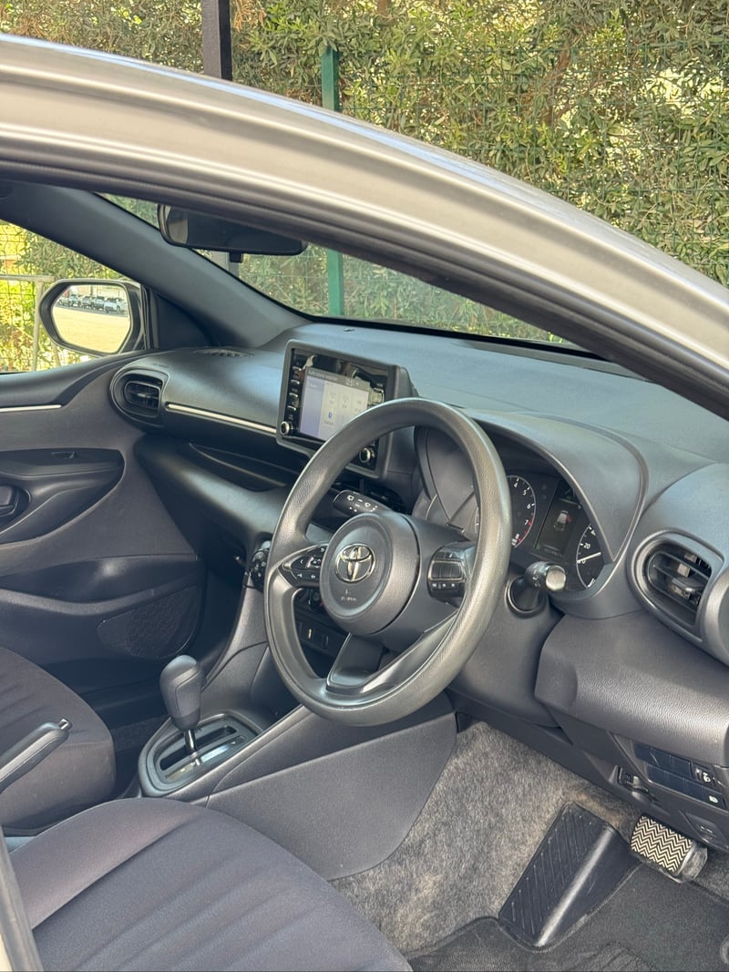 Toyota Yaris — 5