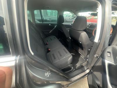 Volkswagen Tiguan — 3