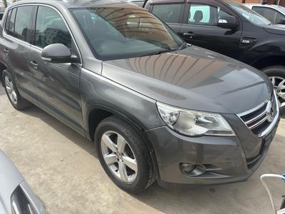 Volkswagen Tiguan — 6