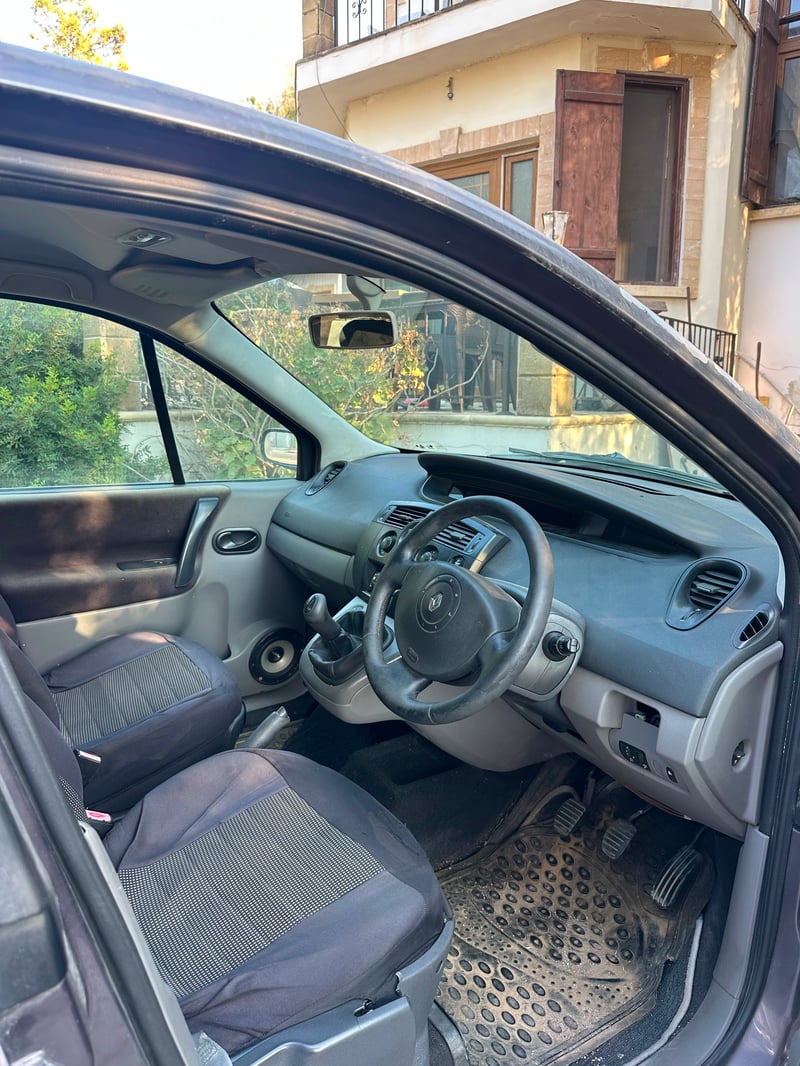 Renault Scenic — 5