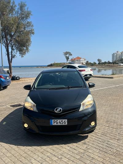 Toyota Vitz — 2
