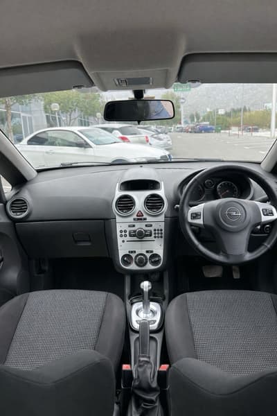 Opel Corsa — 3