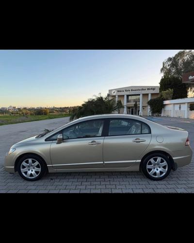 Honda Civic — 6