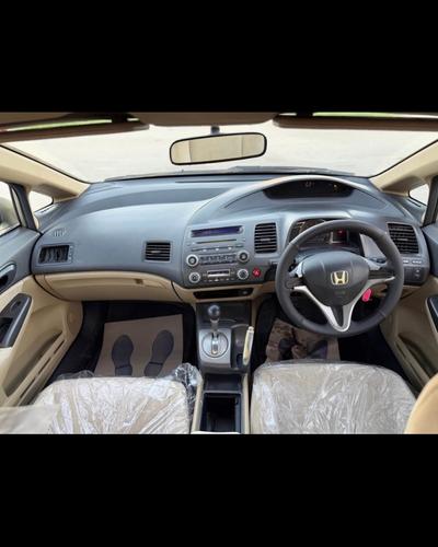 Honda Civic — 7
