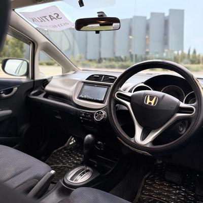 Honda Fit — 7