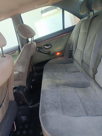 Peugeot 406 — 6