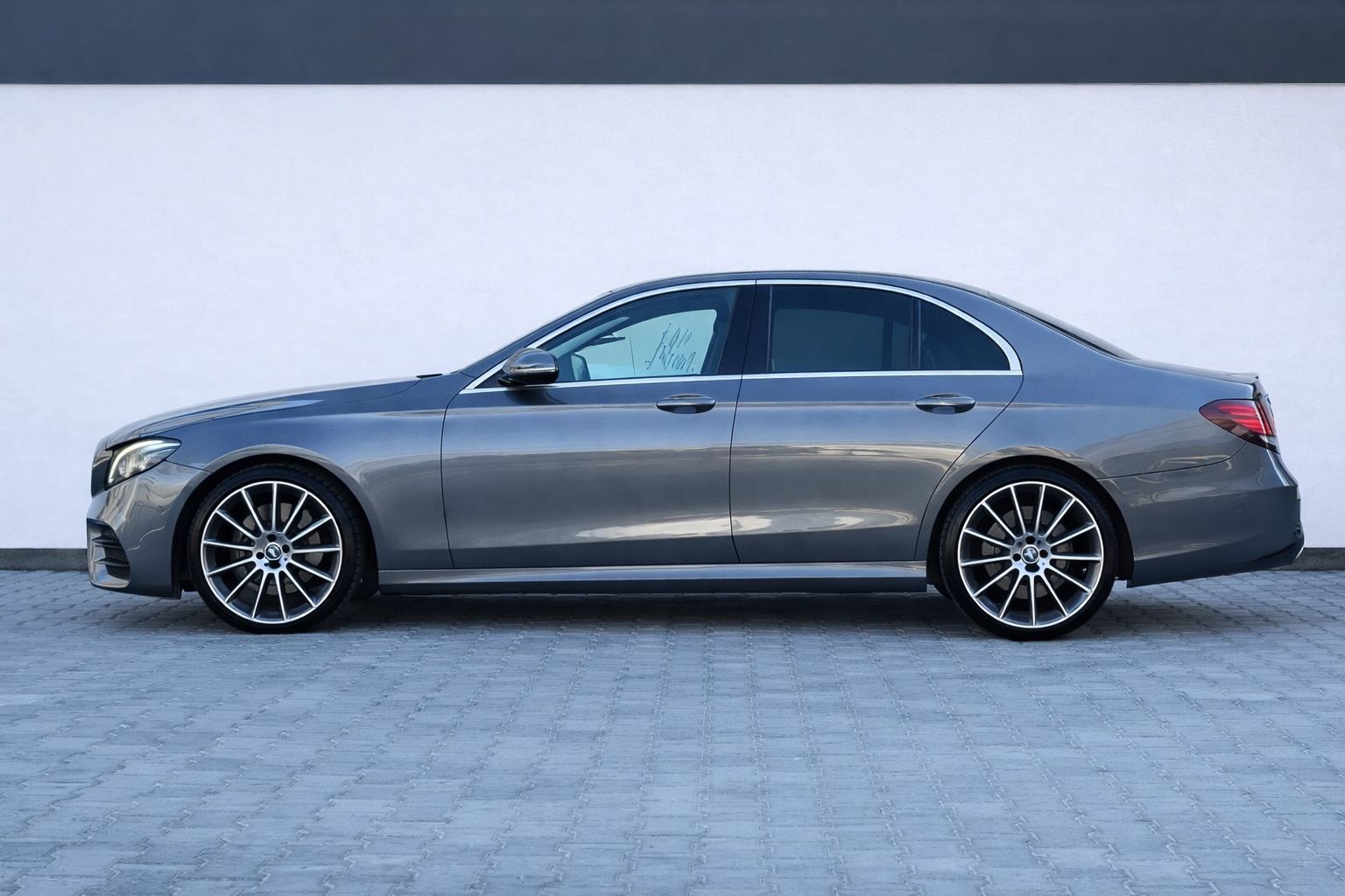 Mercedes-Benz E 220d 2019 Satılık İkinci El - Thumbnail 2