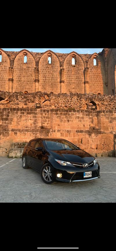 Toyota Auris — 2