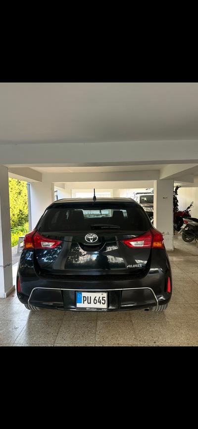 Toyota Auris — 3