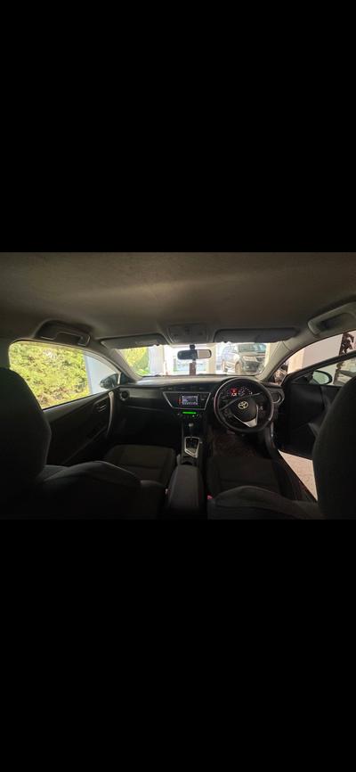 Toyota Auris — 5