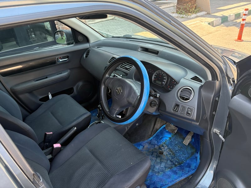 Suzuki Swift — 2
