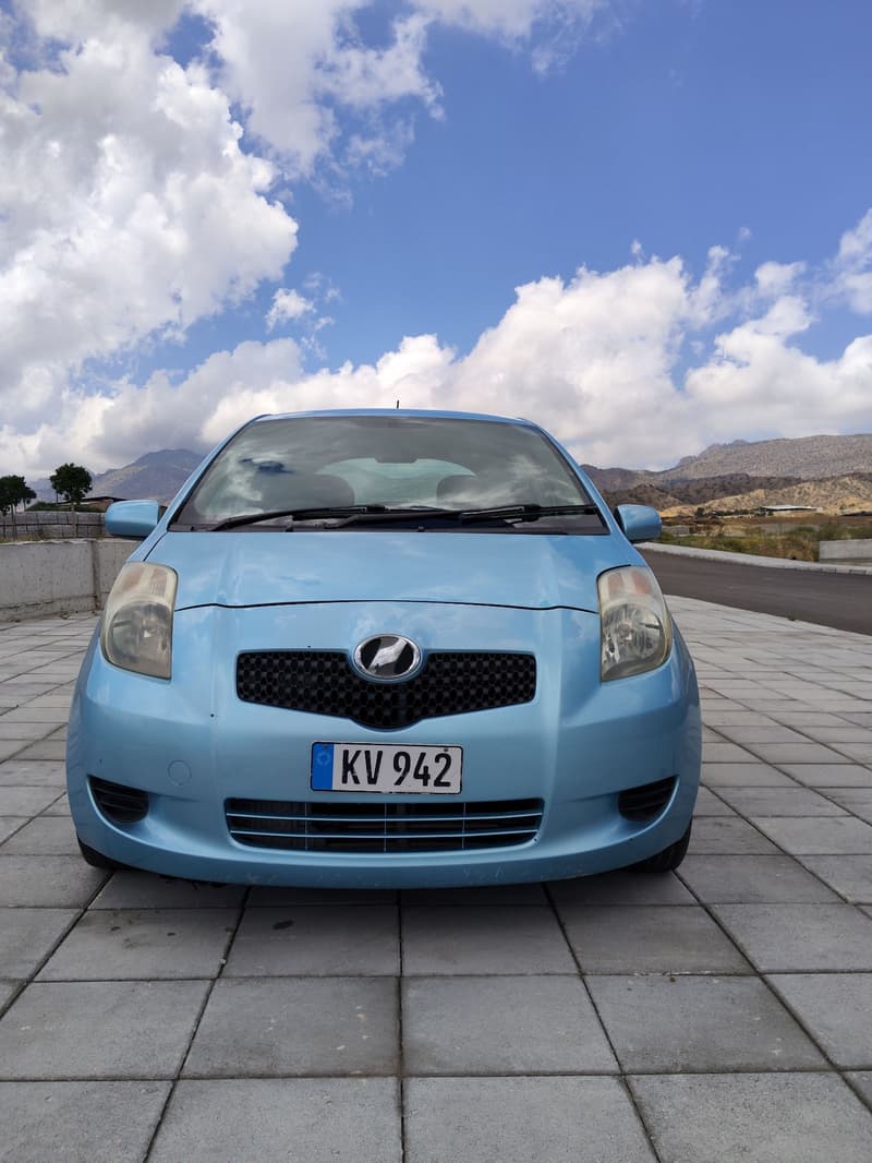 Toyota Vitz — 1/10