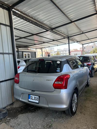 Suzuki Swift — 3
