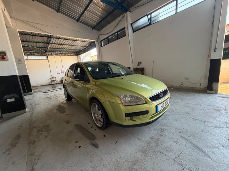 Ford Focus — 5