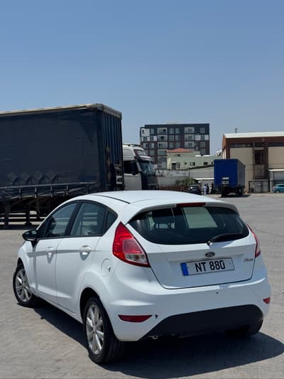 Ford Fiesta — 3